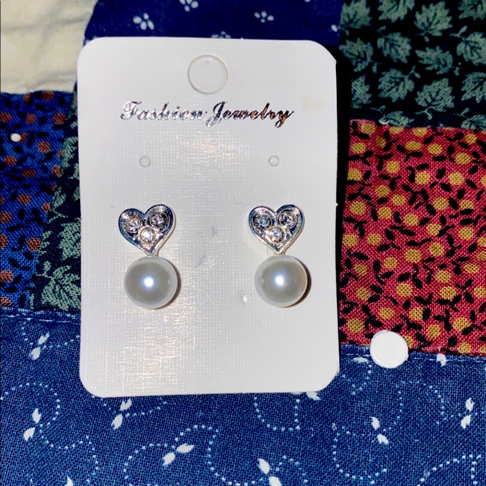 Pearl earrings